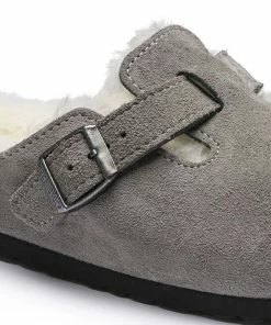 Birkenstock Sabots Boston Fourrure Cuir Stone Coin, Modèle Étroit 15 Birkenstock Sabots Boston Fourrure Cuir Stone Coin, Modèle Étroit -Golden Goose-boutique 1017651 detail 1