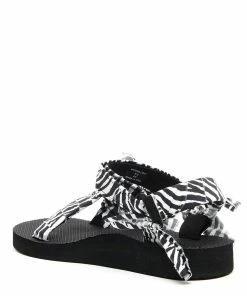 ARIZONA LOVE Sandales Enfant Trekky Imprimé Zèbre Noir -Golden Goose-boutique 202 img 5222222842854 1