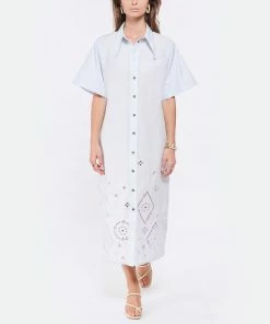 Aeyde Sandales à Talons Issa Cuir Crème -Golden Goose-boutique aeyde look20220524 417