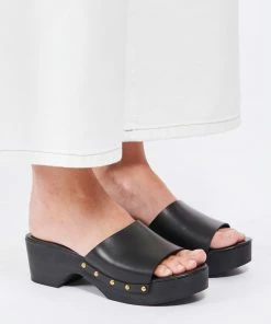 Aeyde Sabots Bobbie Cuir Noir -Golden Goose-boutique aeyde look20220524 58