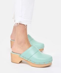 Aeyde Sabots Bibi Cuir Turquoise -Golden Goose-boutique aeyde look20230111 378