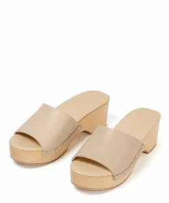 Aeyde Sabots Bobbie Cuir Beige -Golden Goose-boutique aeyde bobbie calf leather latte 3