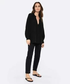 Ancient Greek Sandals Sandales Ioulia Cuir Noir -Golden Goose-boutique ags11 look20221215 446