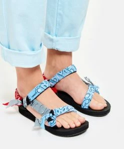 ARIZONA LOVE Sandales Trekky Bandana Bleu Gris Rouge 13 ARIZONA LOVE Sandales Trekky Bandana Bleu Gris Rouge -Golden Goose-boutique arizo look20200205 125