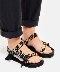 ARIZONA LOVE Sandales Trekky Imprimé Léopard Bandana Noir -Golden Goose-boutique arizo look20200205 143 1