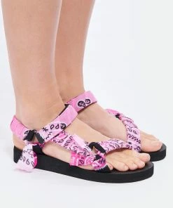 ARIZONA LOVE Sandales Trekky Tye & Dye Rose, Exclusivité Lulli -Golden Goose-boutique arizo look20220119 122