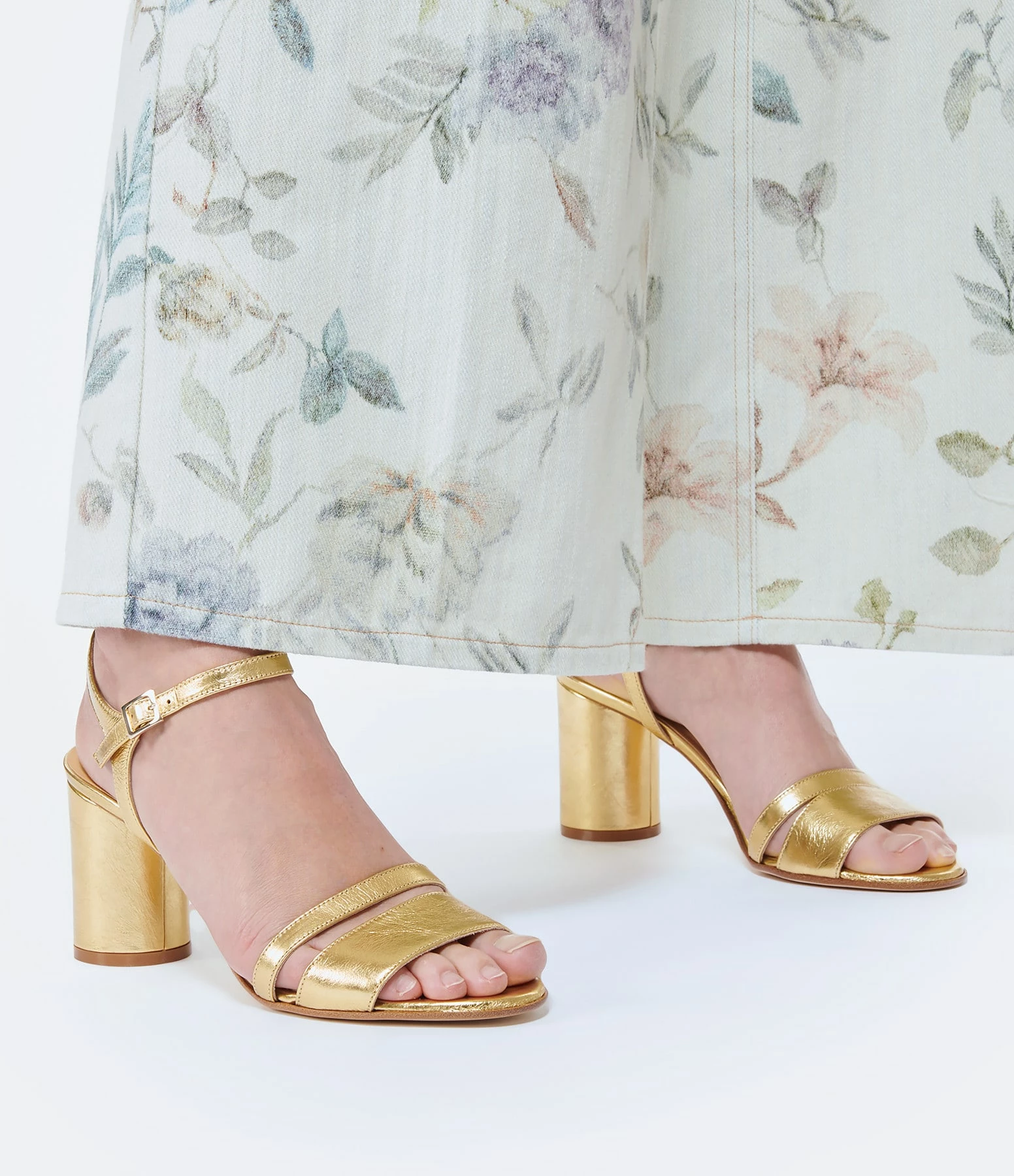 Atelier Content Sandales Wilma Cuir Doré 7 Atelier Content Sandales Wilma Cuir Doré – Image 5