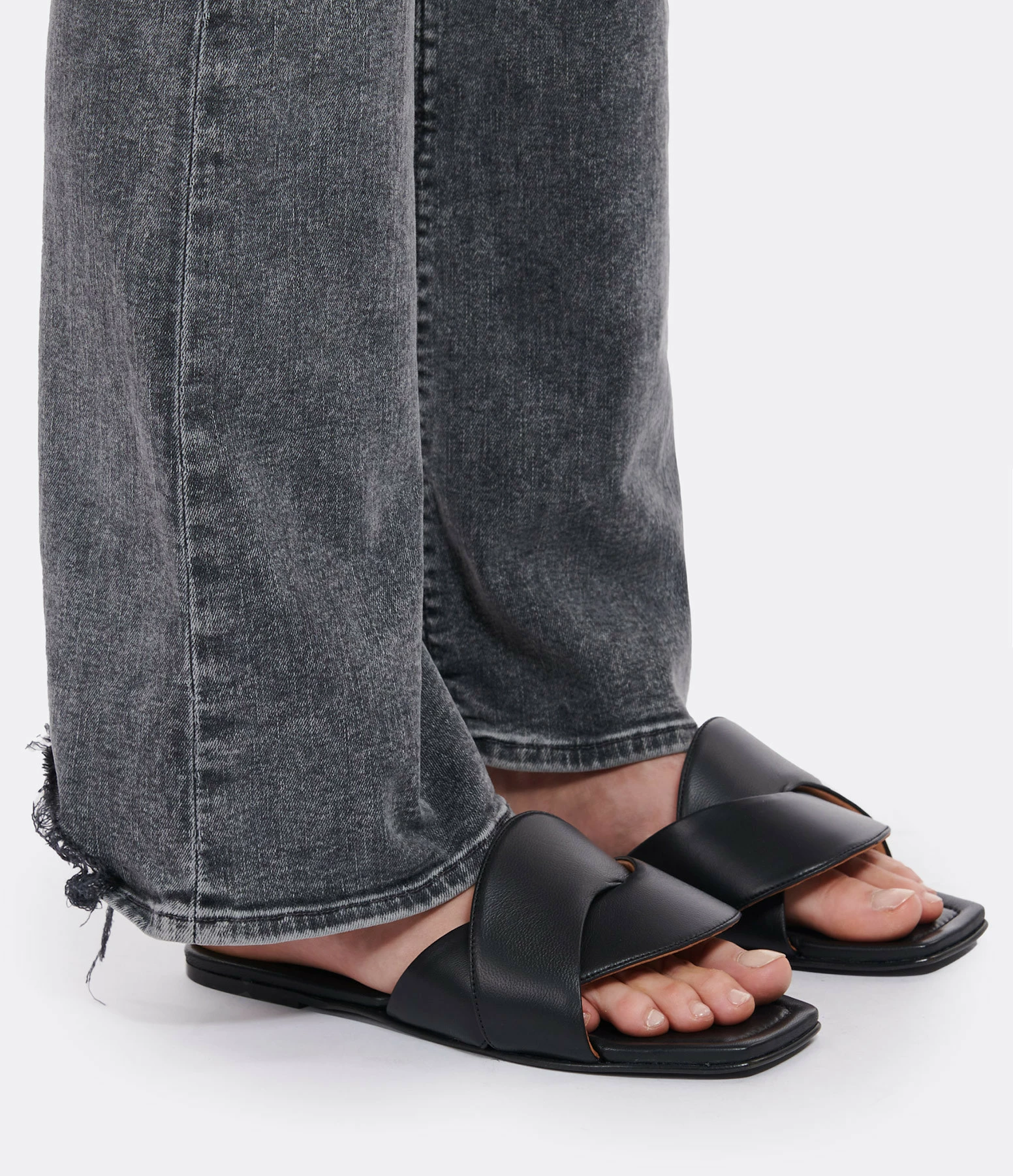 ATP Atelier Mules Capurso Cuir Nappa Noir 7 ATP Atelier Mules Capurso Cuir Nappa Noir – Image 5