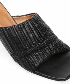 ATP Atelier Mules Caserta Cuir Plissé Noir -Golden Goose-boutique atp1153504 pck20230221 4