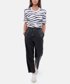 AUTRY Baskets Mid Cuir Blanc -Golden Goose-boutique autry look20220607 88 scaled