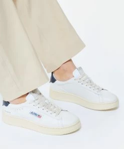 AUTRY Baskets Dallas Low Cuir Blanc Navy -Golden Goose-boutique autry look20230131 234