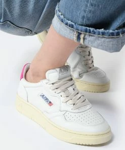 AUTRY Baskets 01 Low Cuir Blanc Rose -Golden Goose-boutique autry look20230214 241