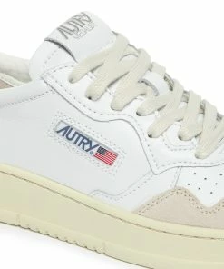 AUTRY Baskets 01 Low Cuir Suédé Blanc -Golden Goose-boutique autry27501 pck20200721 4 1