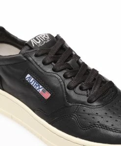AUTRY Baskets 01 Low Cuir Noir -Golden Goose-boutique autry27502 pck20230130 4