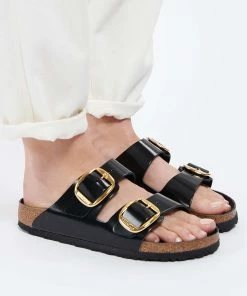 Birkenstock Mules Arizona Big Buckle Cuir Verni Noir, Modèle Étroit 15 Birkenstock Mules Arizona Big Buckle Cuir Verni Noir, Modèle Étroit -Golden Goose-boutique birk1 look20220408 43