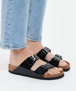 Birkenstock Mules Arizona Cuir Verni Noir, Modèle Étroit -Golden Goose-boutique birk1 look20220408 51