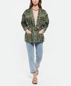 Birkenstock Mules Arizona Cuir Doré, Modèle Étroit 21 Birkenstock Mules Arizona Cuir Doré, Modèle Étroit -Golden Goose-boutique birk1 look20220413 101