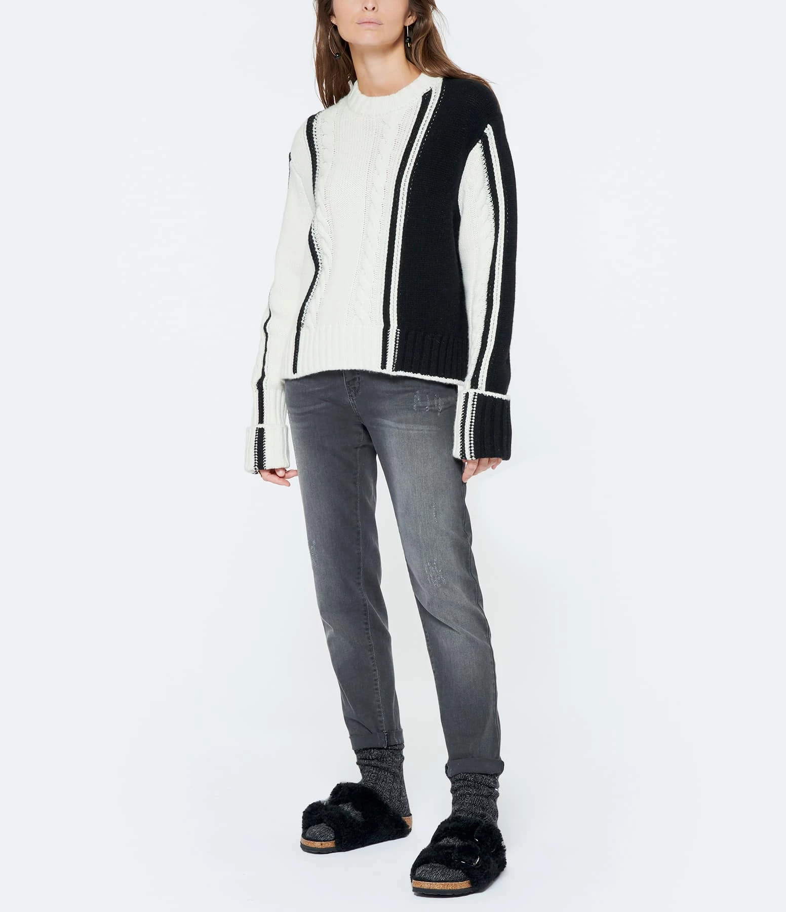 Birkenstock Mules Arizona Fourrure Teddy Noir, Modèle Étroit 8 Birkenstock Mules Arizona Fourrure Teddy Noir, Modèle Étroit – Image 6