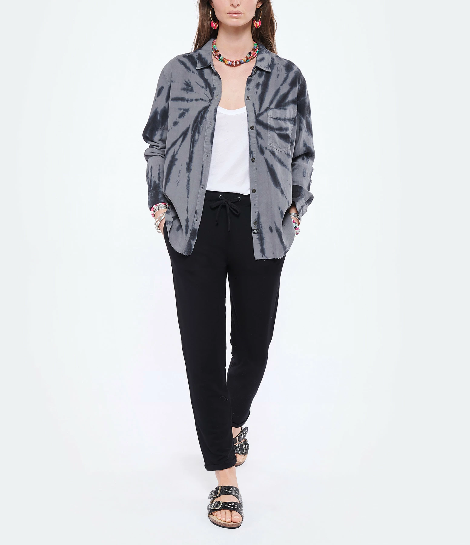 Claris Virot Mules Odette Python Clous Noir Argenté 9 Claris Virot Mules Odette Python Clous Noir Argenté – Image 7