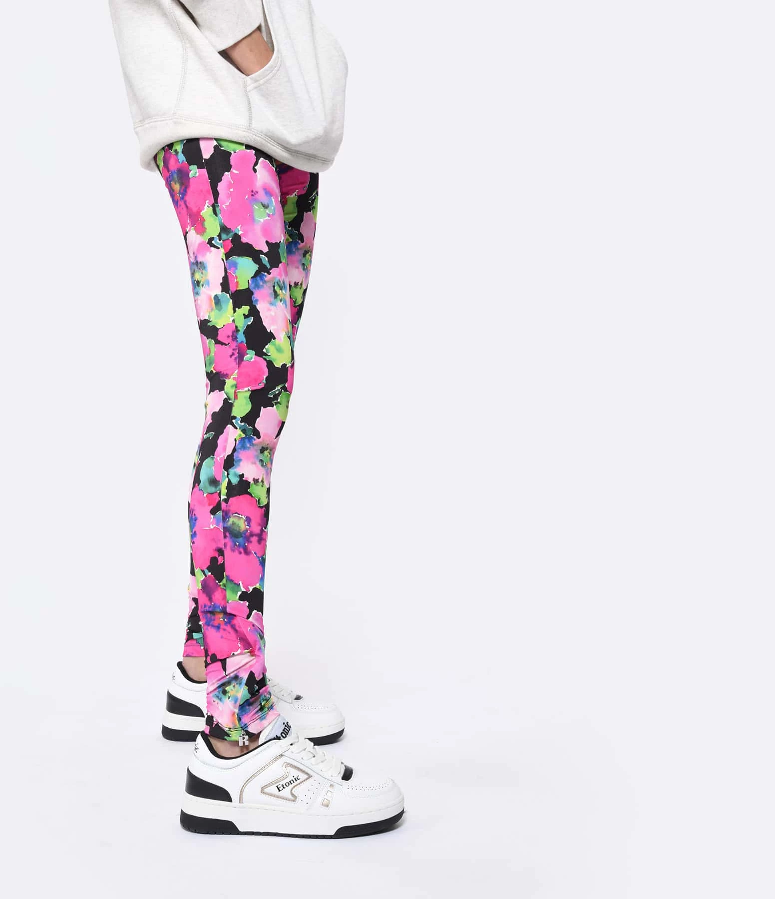 ETONIC Baskets B509 Vintage Blanc Noir Doré 7 ETONIC Baskets B509 Vintage Blanc Noir Doré – Image 5