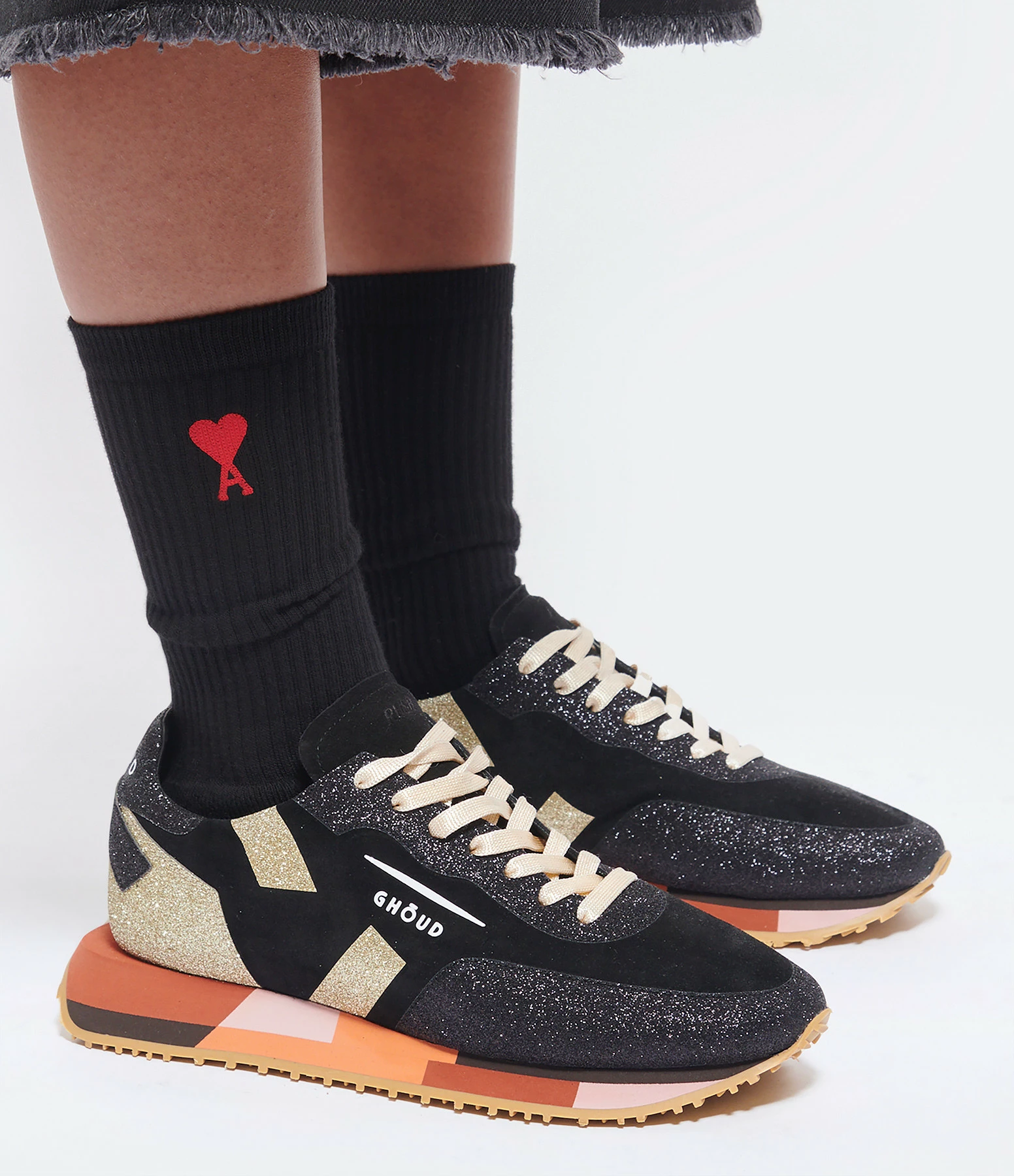 GHOUD VENICE Baskets Rush Low Cuir Suédé Glitter Noir Platine 6 GHOUD VENICE Baskets Rush Low Cuir Suédé Glitter Noir Platine – Image 5