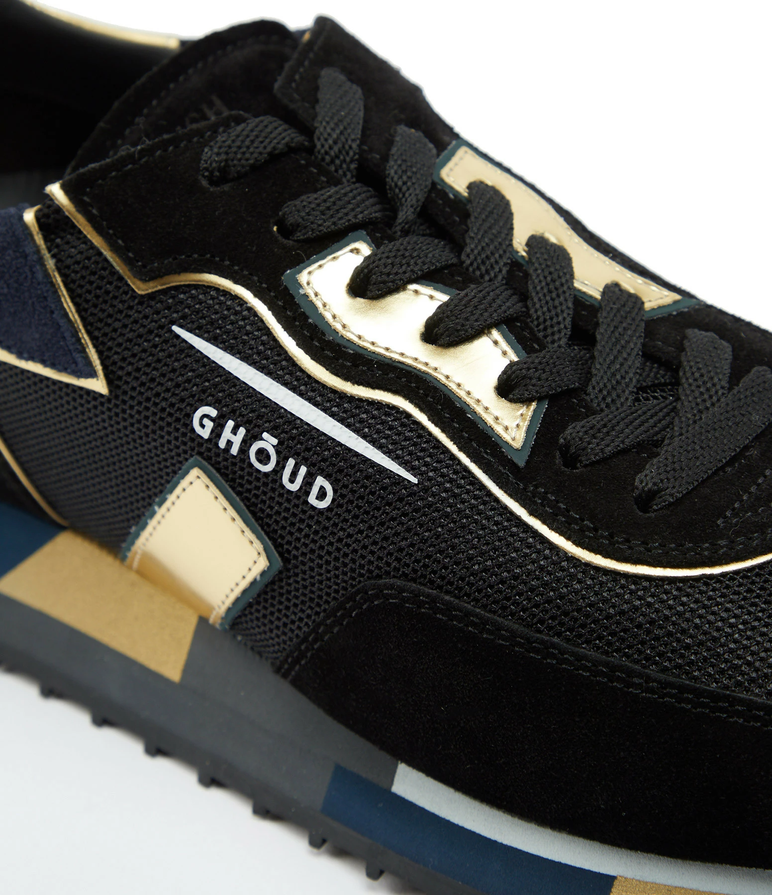 GHOUD VENICE Baskets Rush Low Mesh Noir Doré 6 GHOUD VENICE Baskets Rush Low Mesh Noir Doré – Image 4