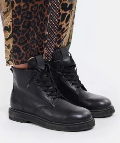Golden Goose Bottines Ele Cuir Noir 18 Golden Goose Bottines Ele Cuir Noir -Golden Goose-boutique golde look20210804 129 1