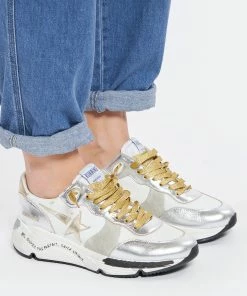 Golden Goose Baskets Running Sole Cuir Argenté Gris, Exclusivité Lulli 18 Golden Goose Baskets Running Sole Cuir Argenté Gris, Exclusivité Lulli -Golden Goose-boutique golde look20220315 330