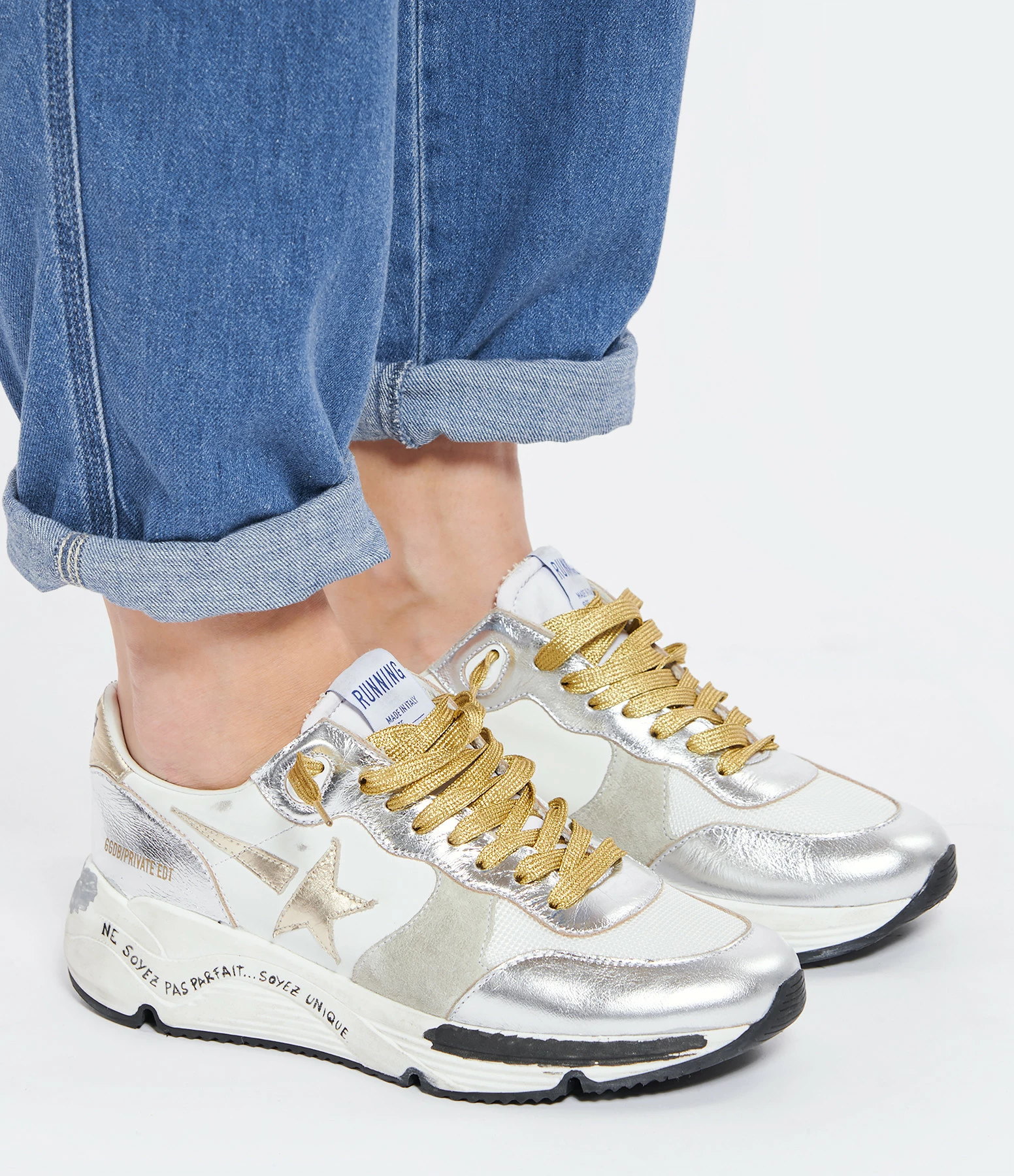 Golden Goose Baskets Running Sole Cuir Argenté Gris, Exclusivité Lulli 8 Golden Goose Baskets Running Sole Cuir Argenté Gris, Exclusivité Lulli – Image 6