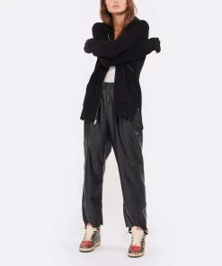 Golden Goose Baskets Sky Star Cuir Noir Rouge -Golden Goose-boutique golde look20220907 174