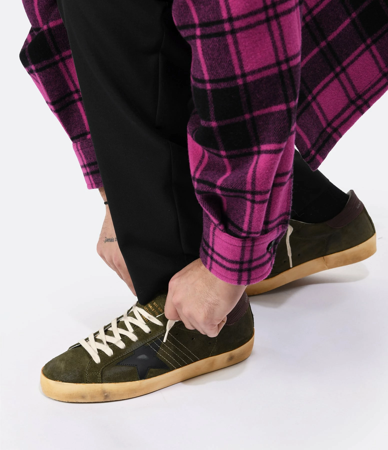 Golden Goose Baskets Homme Superstar Cuir Vert Noir Bordeaux 7 Golden Goose Baskets Homme Superstar Cuir Vert Noir Bordeaux – Image 5