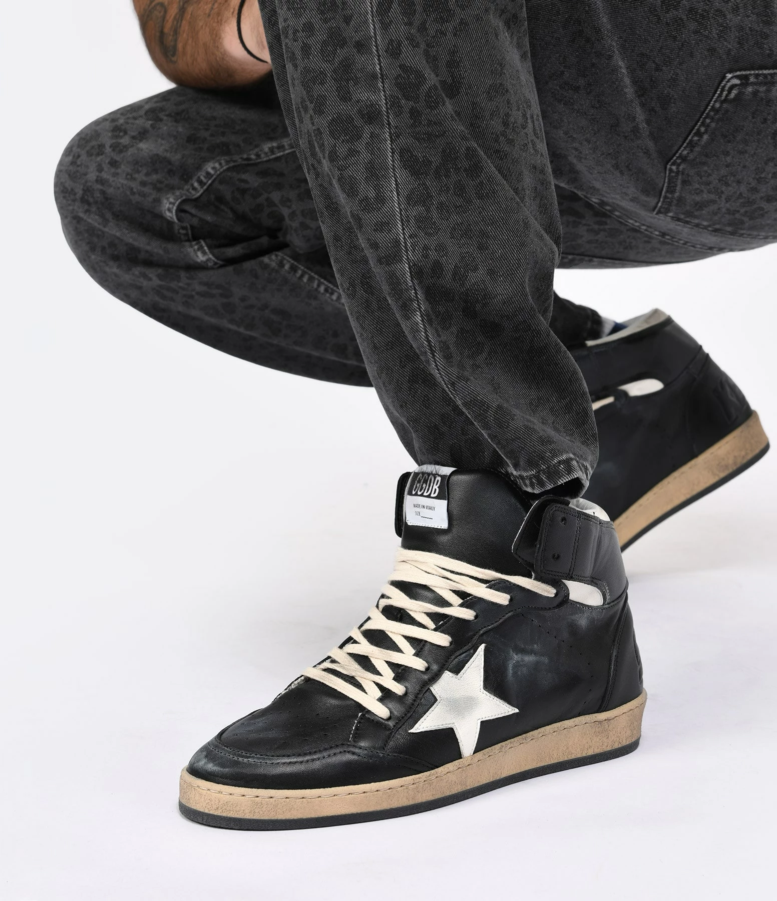 Golden Goose Baskets Homme Sky Star Cuir Noir Blanc 7 Golden Goose Baskets Homme Sky Star Cuir Noir Blanc – Image 5
