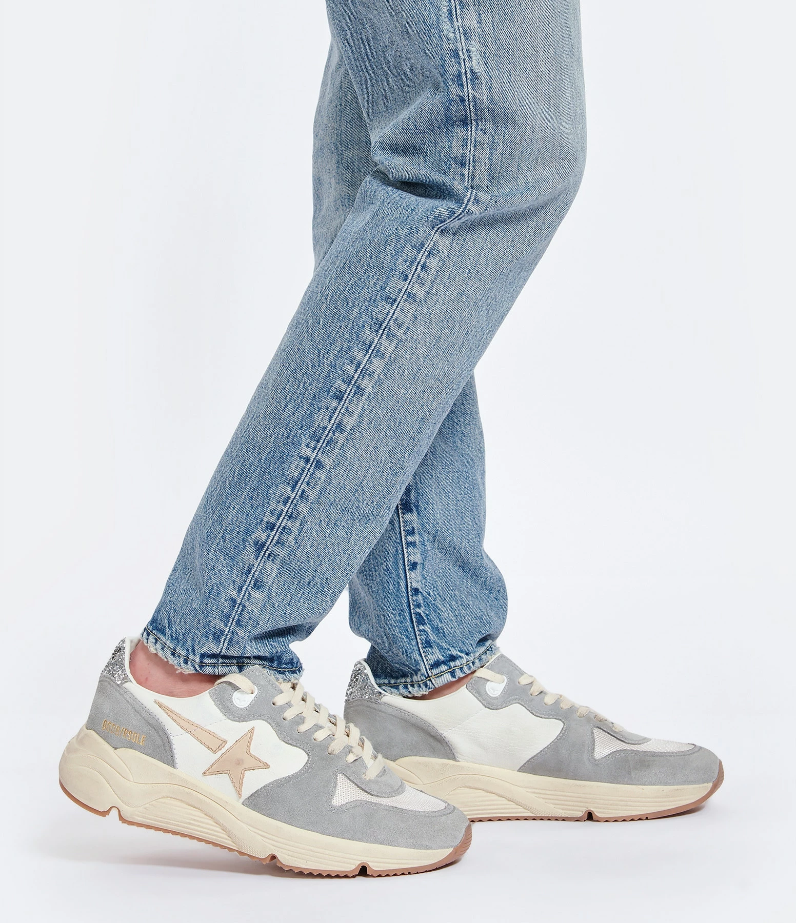 Golden Goose Baskets Running Cuir Gris Crème Argenté 7 Golden Goose Baskets Running Cuir Gris Crème Argenté – Image 5