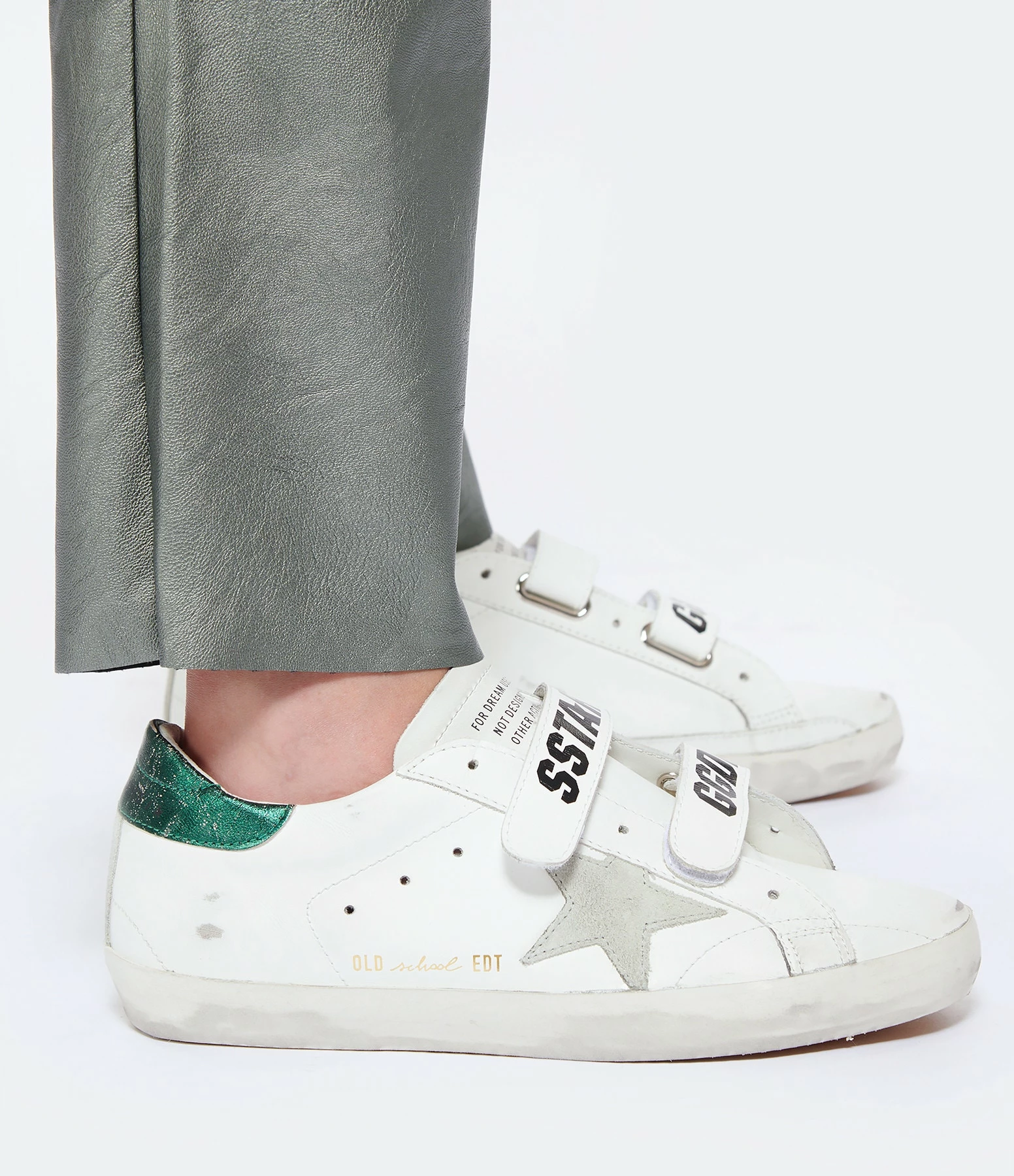 Golden Goose Baskets Old School Cuir Blanc Gris Émeraude 7 Golden Goose Baskets Old School Cuir Blanc Gris Émeraude – Image 5