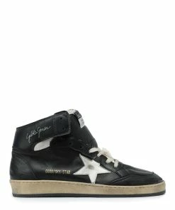 Golden Goose Baskets Homme Sky Star Cuir Noir Blanc