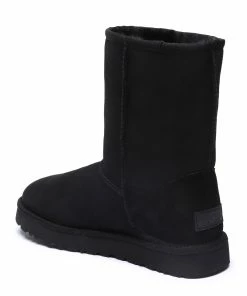 Ugg Bottines Classic Short II Noir -Golden Goose-boutique img 3551 5222222557338