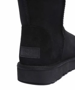 Ugg Bottines Classic Short II Noir -Golden Goose-boutique img 3552 5222222557338