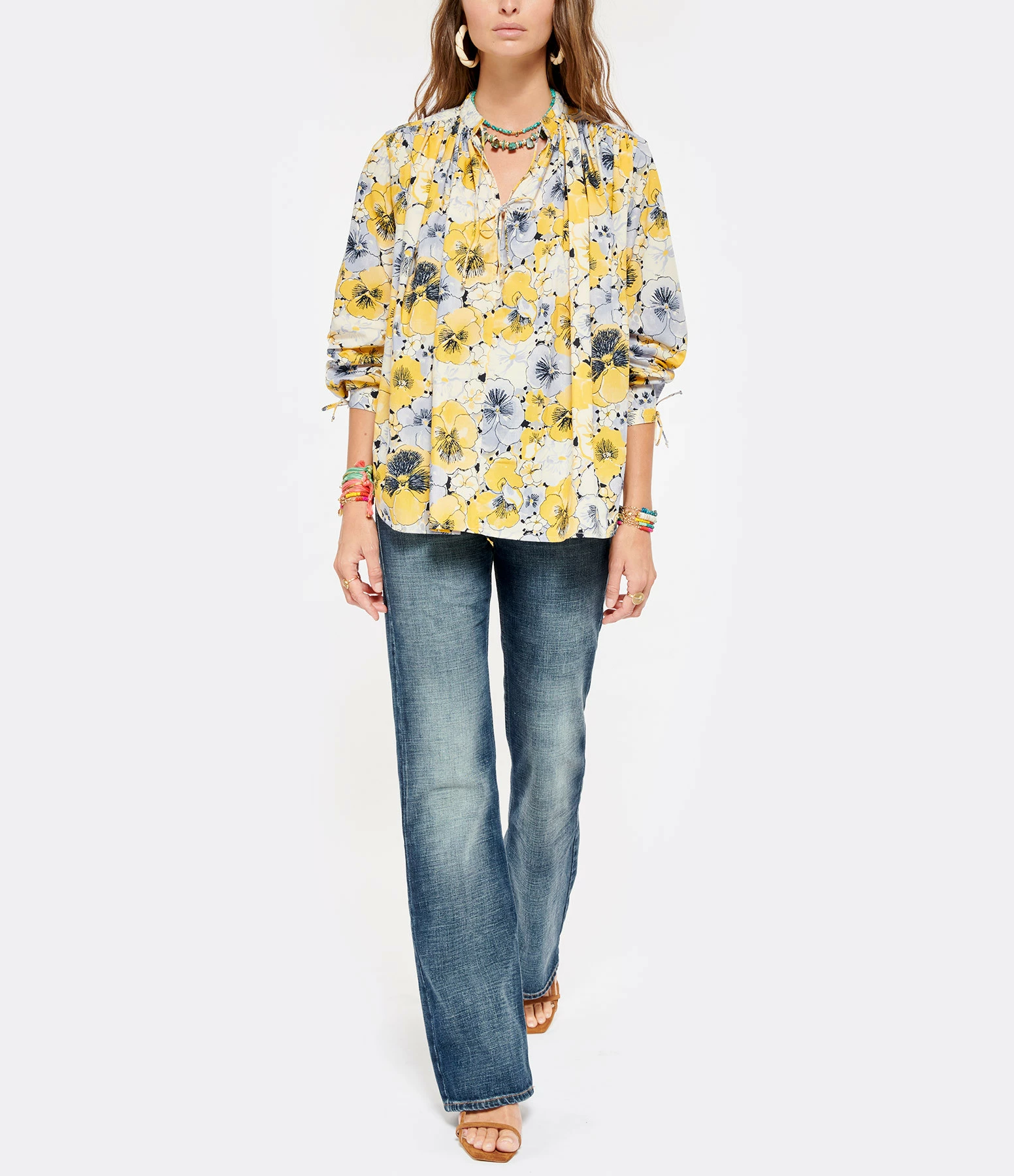 JEANNE VOULAND Sandales Sublim Nœud Cuir Suédé Camel 7 JEANNE VOULAND Sandales Sublim Nœud Cuir Suédé Camel – Image 6