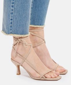 JEANNE VOULAND Sandales Sublim Nœud Cuir Suédé Taupe -Golden Goose-boutique jvoul look20220307 283