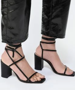 JEANNE VOULAND Sandales Saul Bloc Cuir Mat Noir 17 JEANNE VOULAND Sandales Saul Bloc Cuir Mat Noir -Golden Goose-boutique jvoul look20230214 179 2