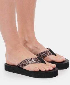 LOVERS BAY CLUB Tongs Namaste Léopard, Exclusivité Lulli 14 LOVERS BAY CLUB Tongs Namaste Léopard, Exclusivité Lulli -Golden Goose-boutique lover look20220419 288