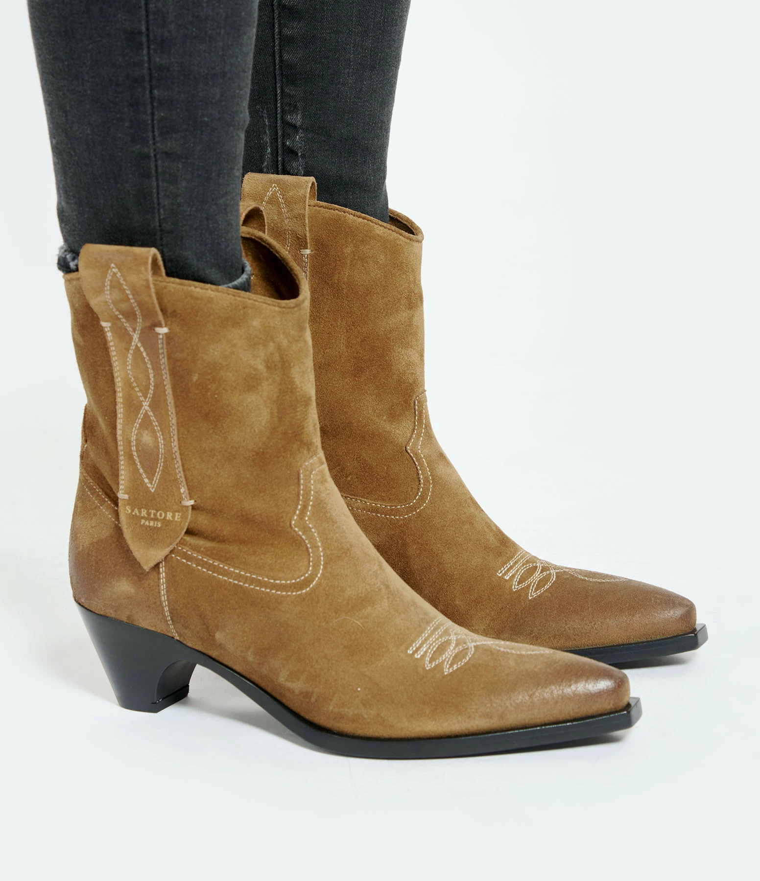 Bottines Justine Cuir Camel, Collaboration Made In Tomboy X Sartore 6 Bottines Justine Cuir Camel, Collaboration Made In Tomboy X Sartore – Image 5