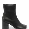 MM6 Maison Margiela Bottines Cuir Noir, Collection Studio -Golden Goose-boutique mm6s636383 pck20210705 1