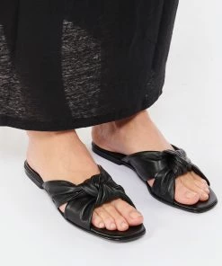 THERA'S Sandales Brindisi Cuir Noir -Golden Goose-boutique thera look20230110 94