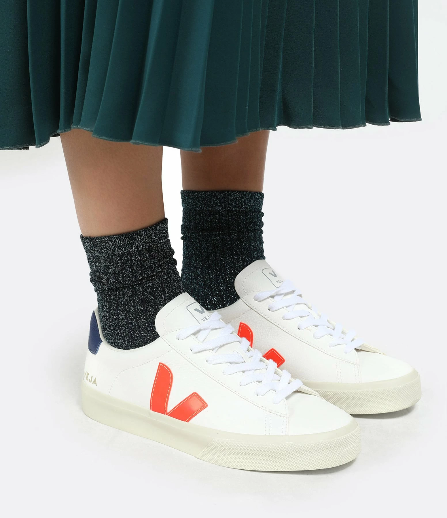 Veja Baskets Campo Chromefree Blanc Orange Fluo 7 Veja Baskets Campo Chromefree Blanc Orange Fluo – Image 5