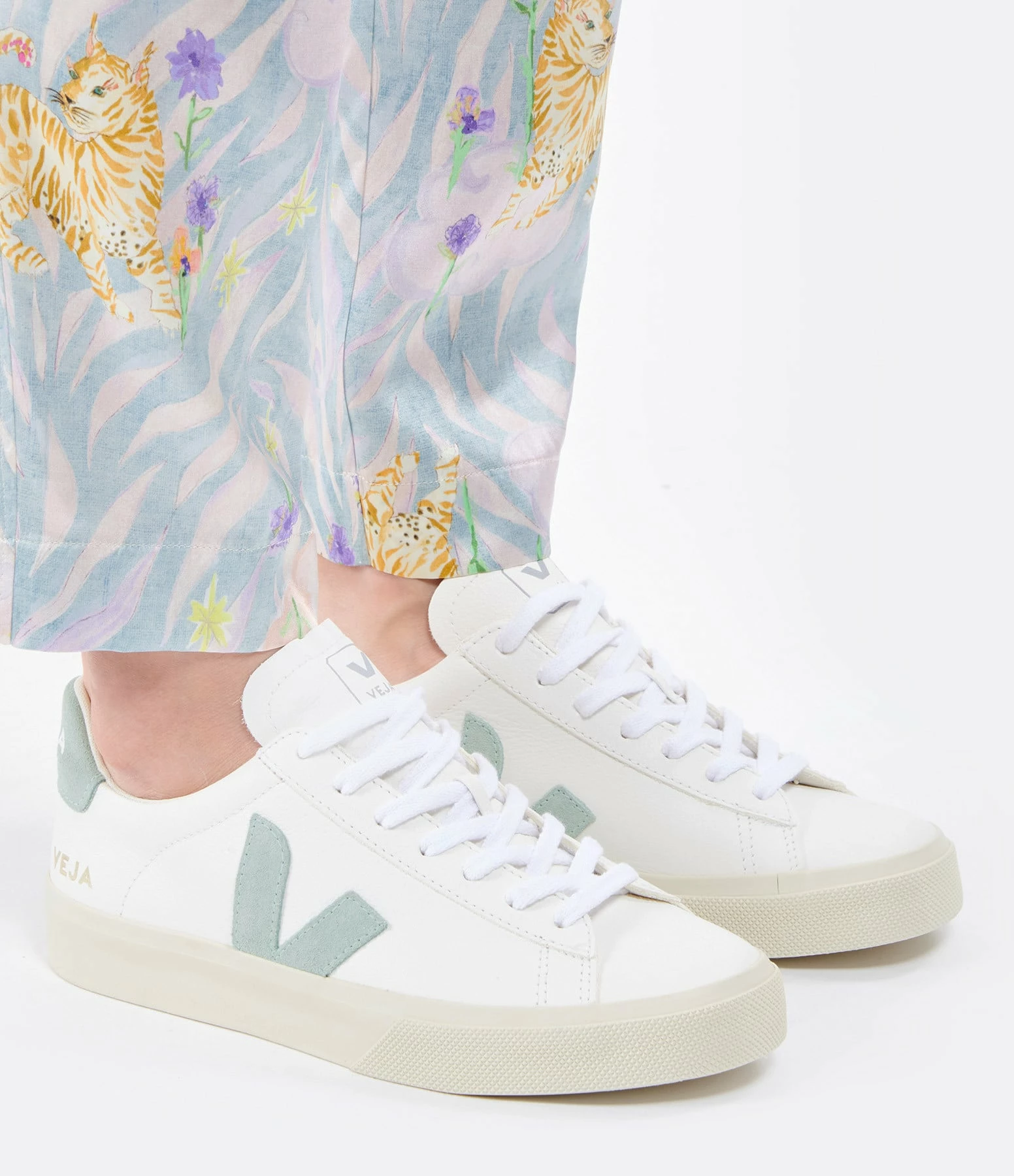 Veja Baskets Campo Chromefree Cuir Extra Blanc Matcha 6 Veja Baskets Campo Chromefree Cuir Extra Blanc Matcha – Image 4