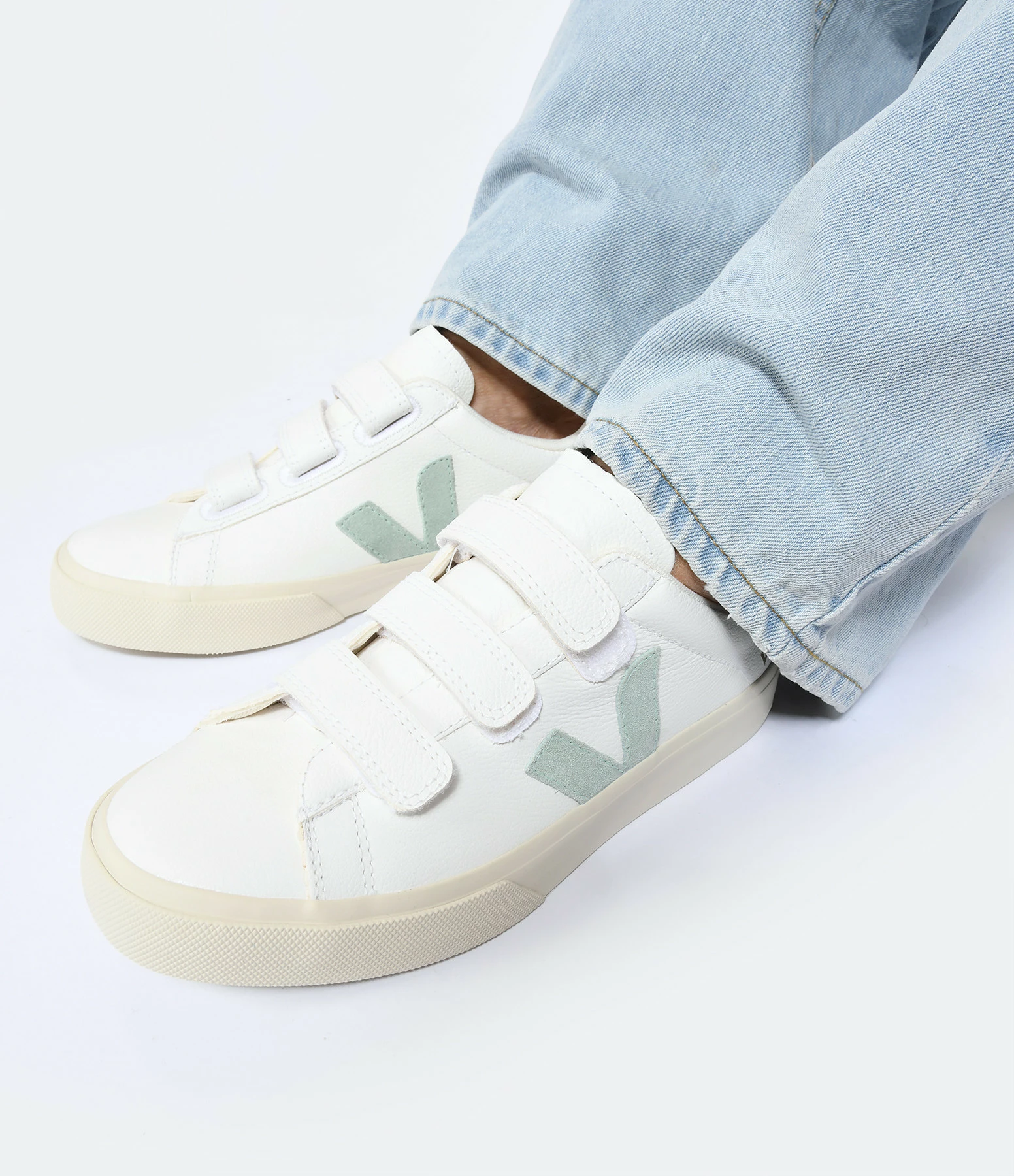 Veja Baskets Recife Logo Chromefree Cuir Extra Blanc Matcha 6 Veja Baskets Recife Logo Chromefree Cuir Extra Blanc Matcha – Image 4