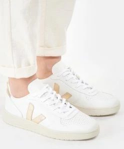 Veja Baskets V-10 Cuir Blanc Platine -Golden Goose-boutique vejav look20210309 397