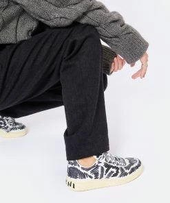Baskets V-10 Cuir Noir, Collaboration Veja X Marni -Golden Goose-boutique vejav look20221019 14