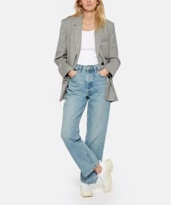 Baskets V-Knit Blanc, Collaboration Veja X Amélie Pichard 13 Baskets V-Knit Blanc, Collaboration Veja X Amélie Pichard -Golden Goose-boutique vejav look20221027 608